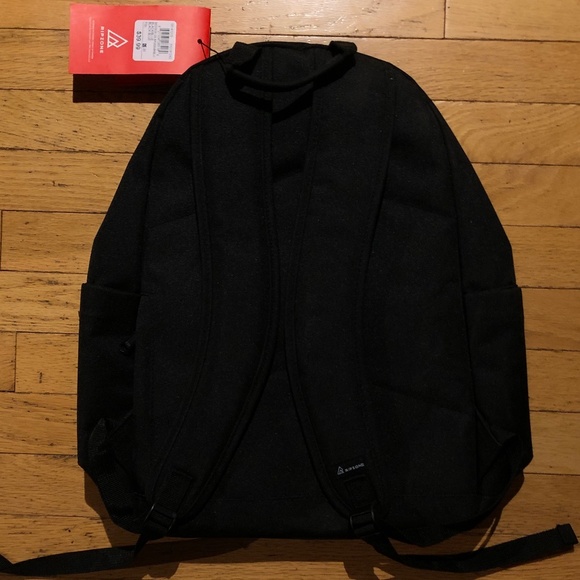 Brand new Ripzone school backpack - Picture 4 of 6